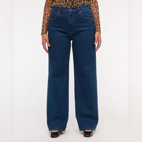 Abercrombie & Fitch Dark Blue 90’s relaxed high rise curve love Jeans- 31 short - Picture 3 of 12